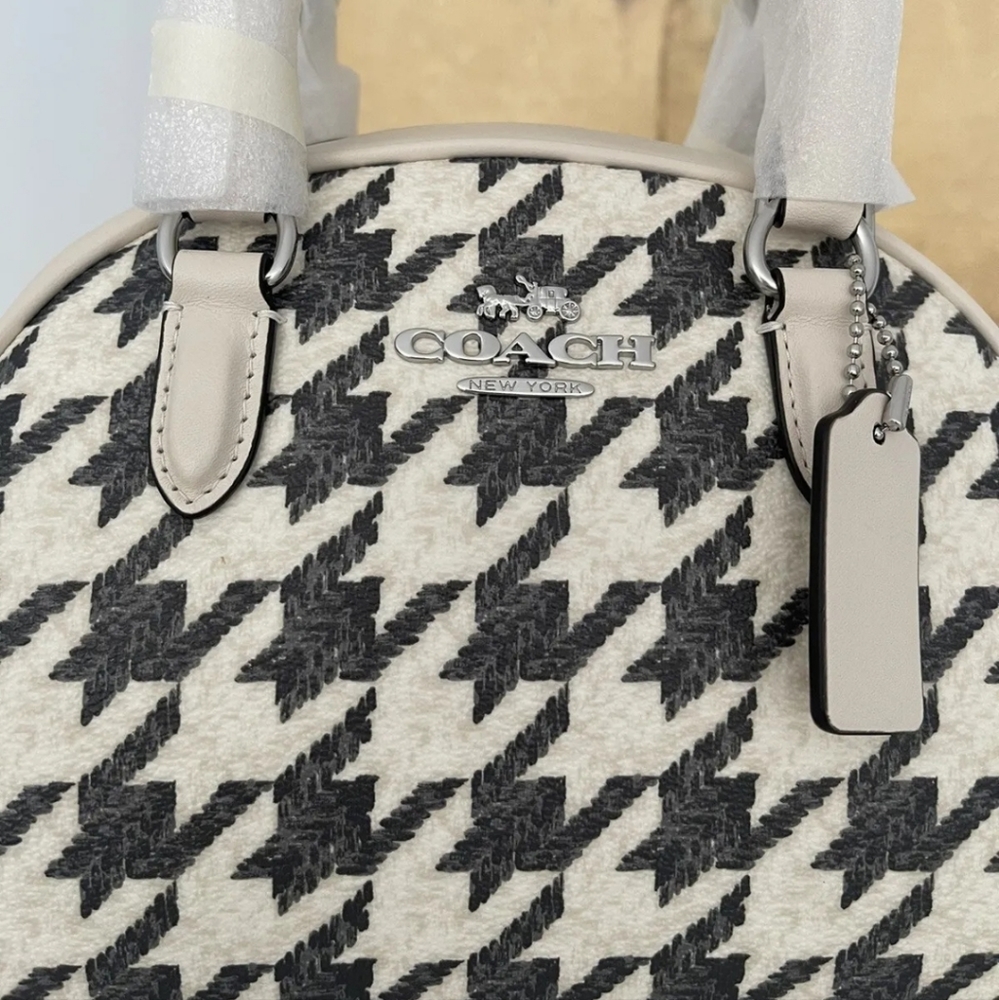 New COACH Silver/Cream/Black Sydney Satchel With Houndstooth Print - Picture 4 of 9